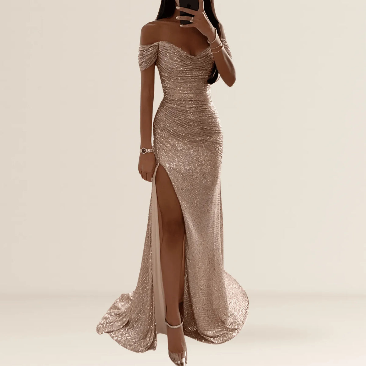 Bella Novelle avondjurk in Champagne