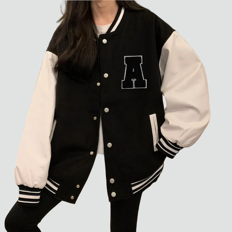 Bella Novelle baseballjack in Zwart