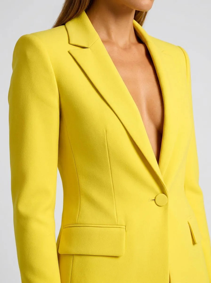 Bella Novelle Blazerpak Getailleerd - detail revers en knoop