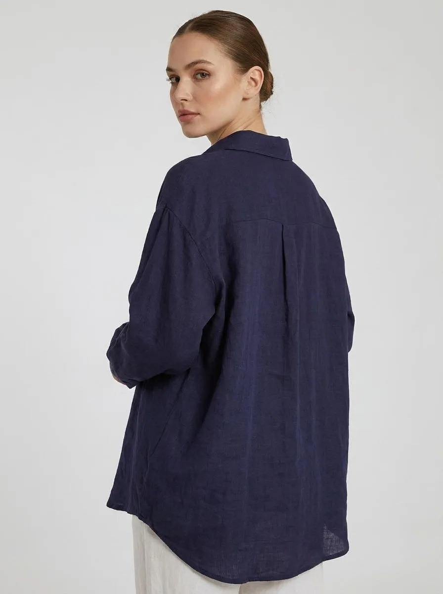 Bella Novelle linnen blouse knoopsluiting, achteraanzicht