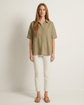 Losvallende blouse khaki - vooraanzicht