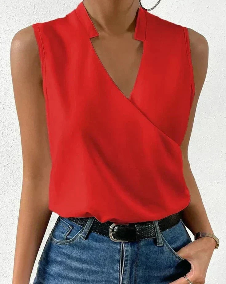 Bella Novelle blouse, staande pose