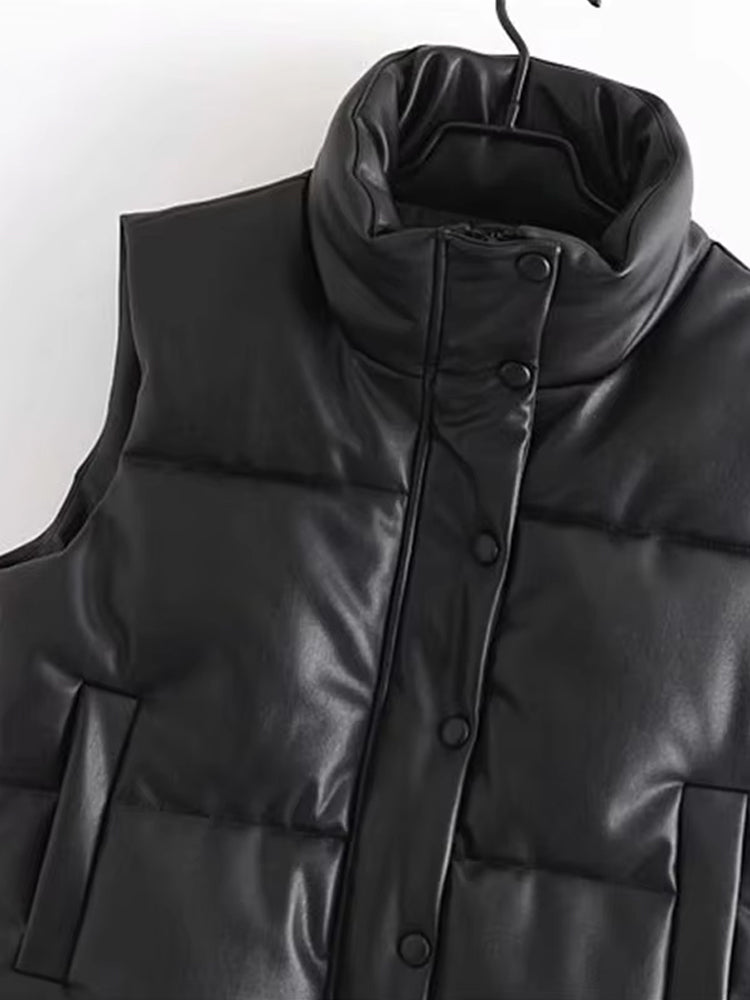 Bella Novelle bodywarmer in leerlook in zwart