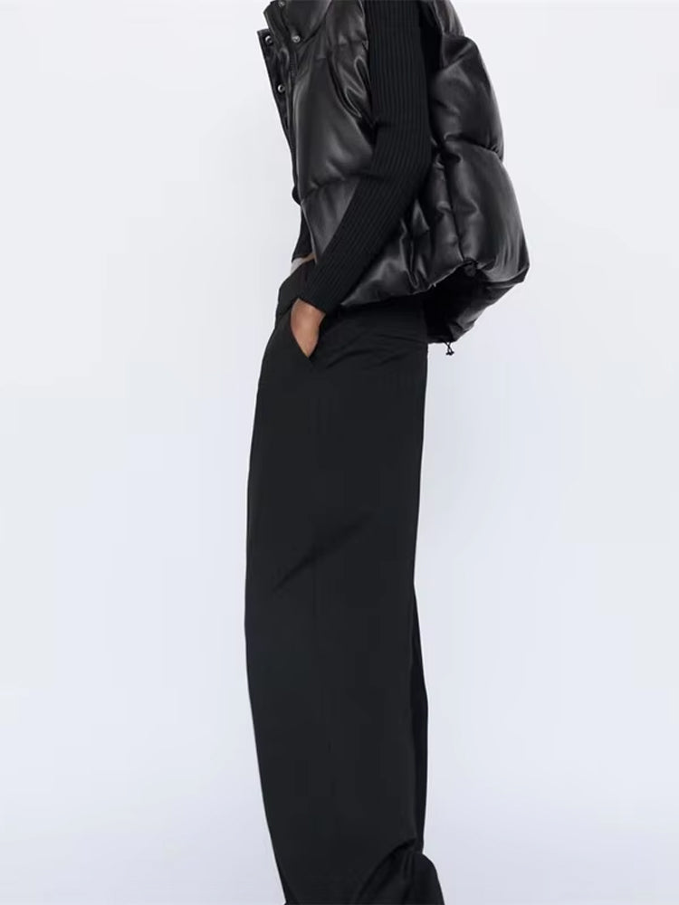 Bella Novelle bodywarmer in leerlook in zwart