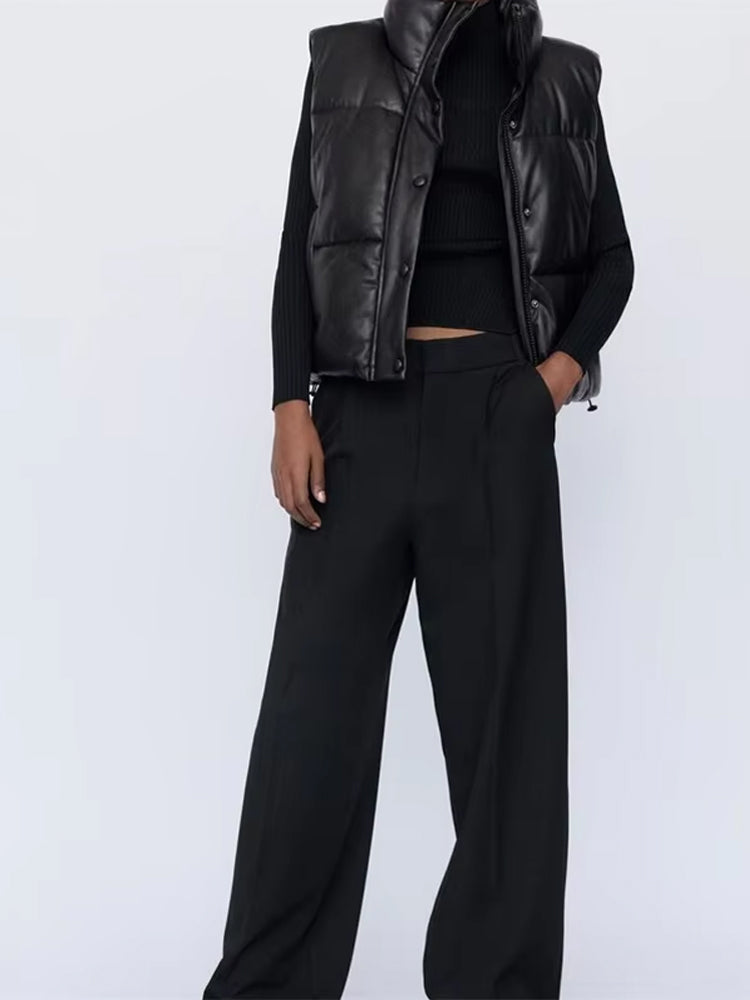 Bella Novelle bodywarmer in leerlook in zwart