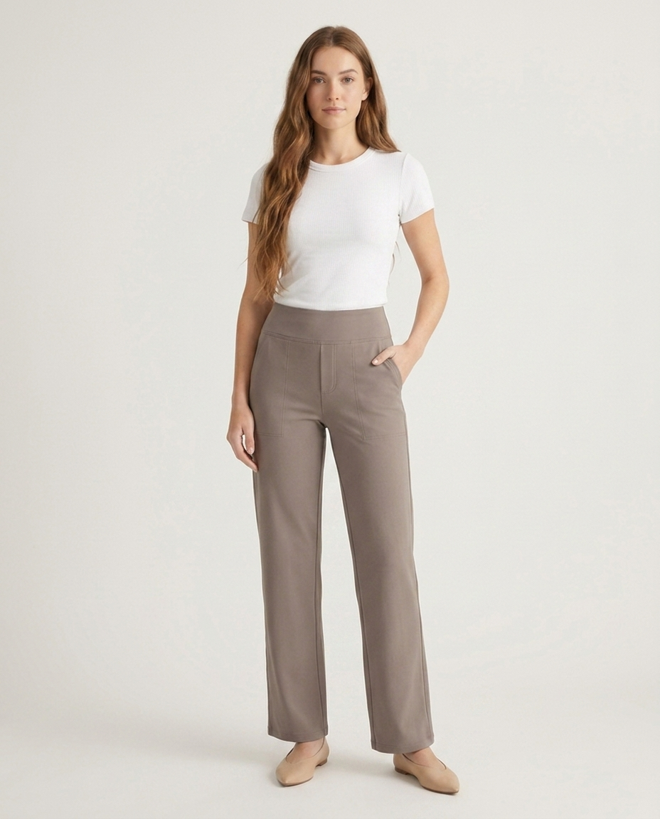 Bella Novelle broek met elastische taille in taupe, staande pose