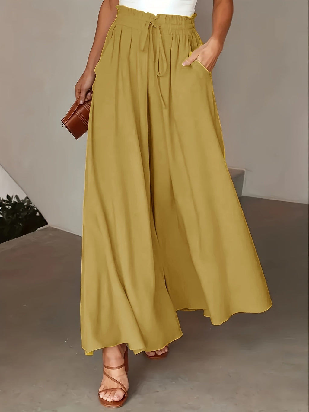 Bella Novelle broek met wijde pijpen en hoge taille, productfoto