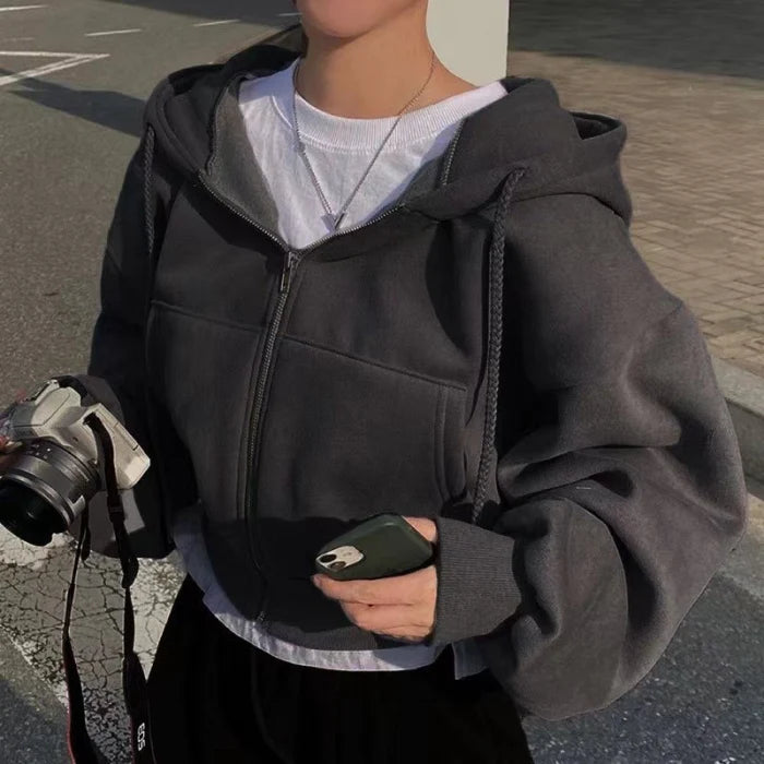 Bella Novelle cropped oversized hoodie met rits in zwart