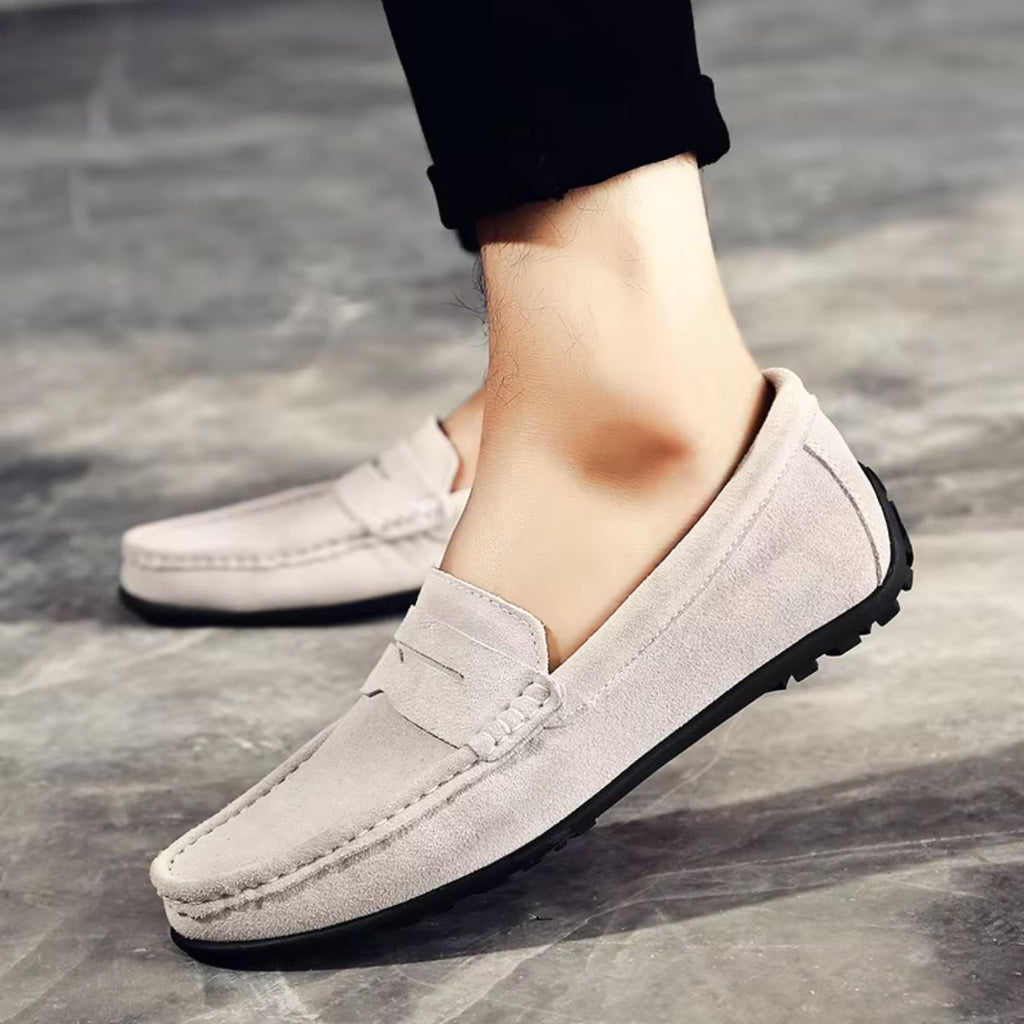 Bella Novelle suède loafers voor dames, productfoto