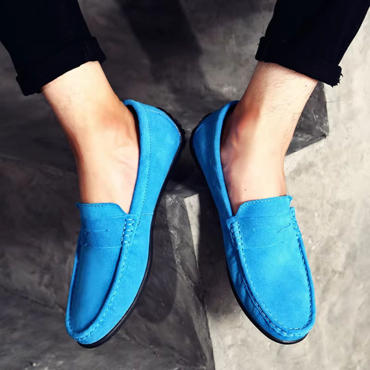 Bella Novelle suède loafers voor dames, productfoto