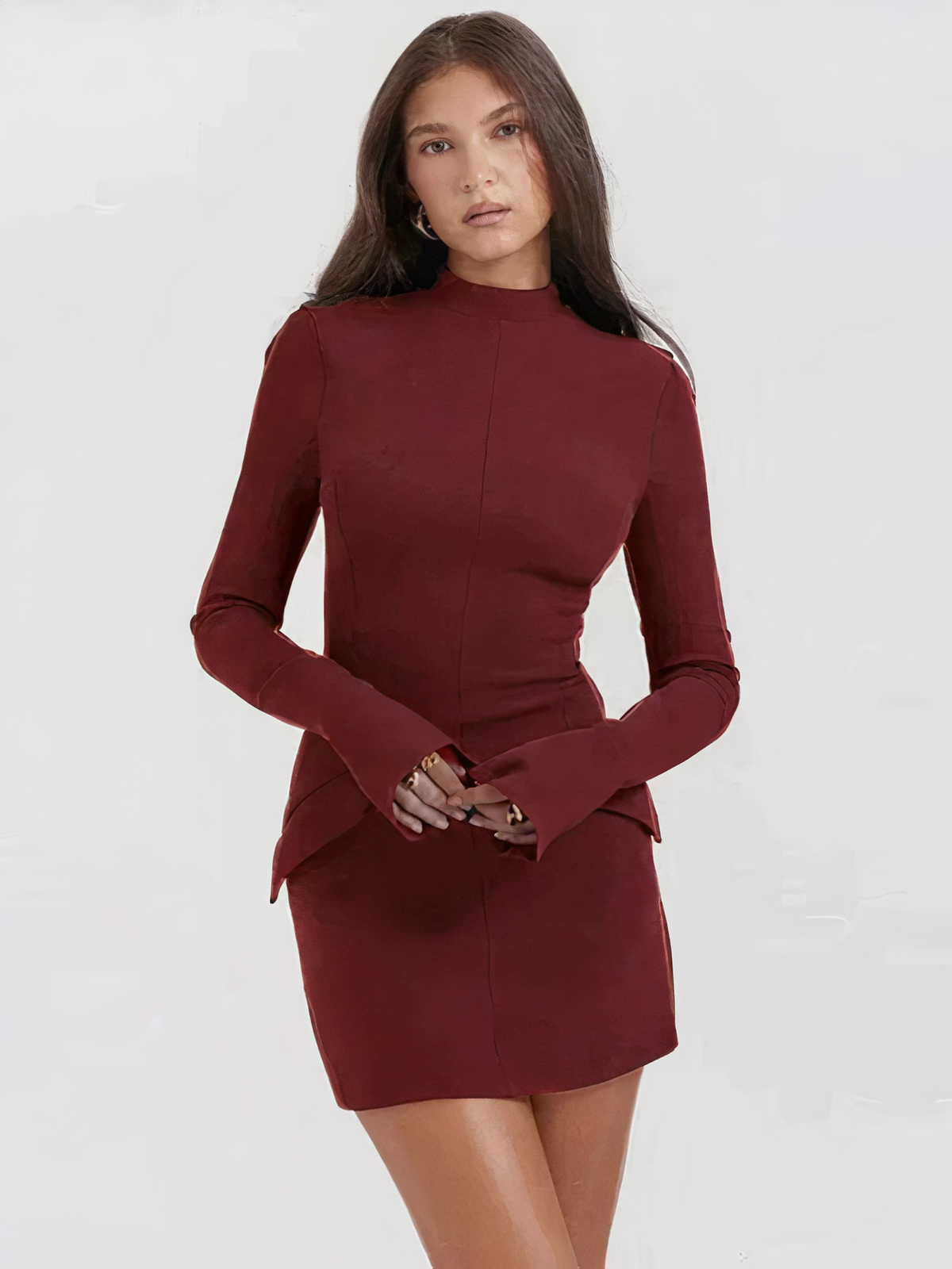 Bella Novelle mini-jurk, staande pose