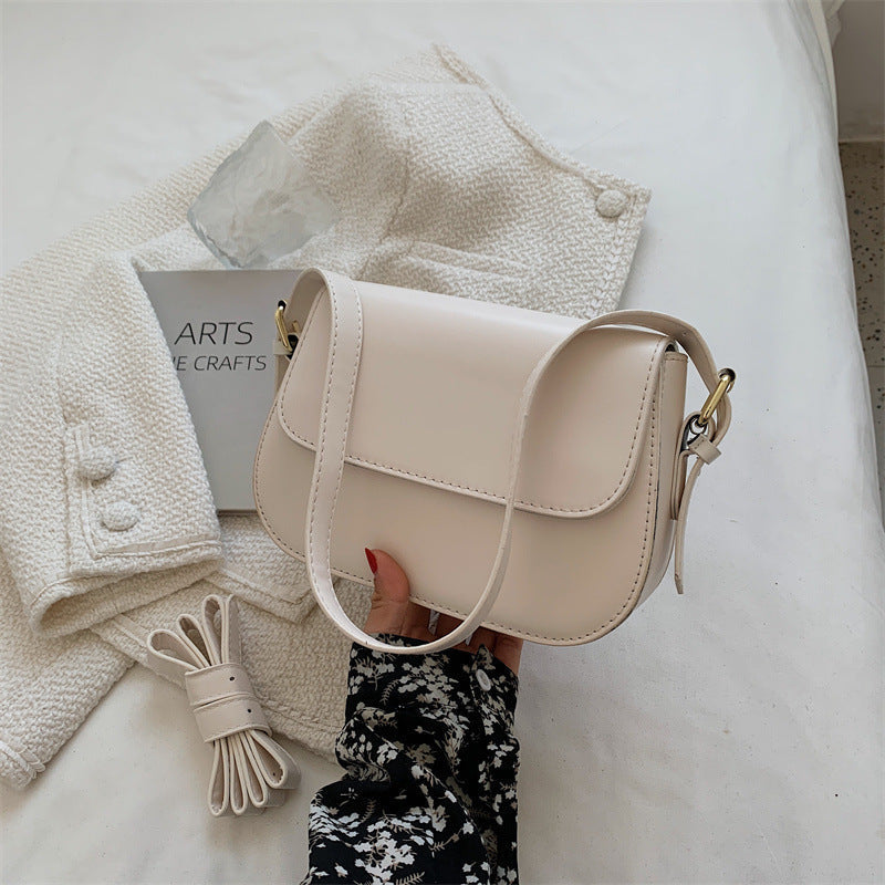 Bella Novelle minimalistische schoudertas in beige