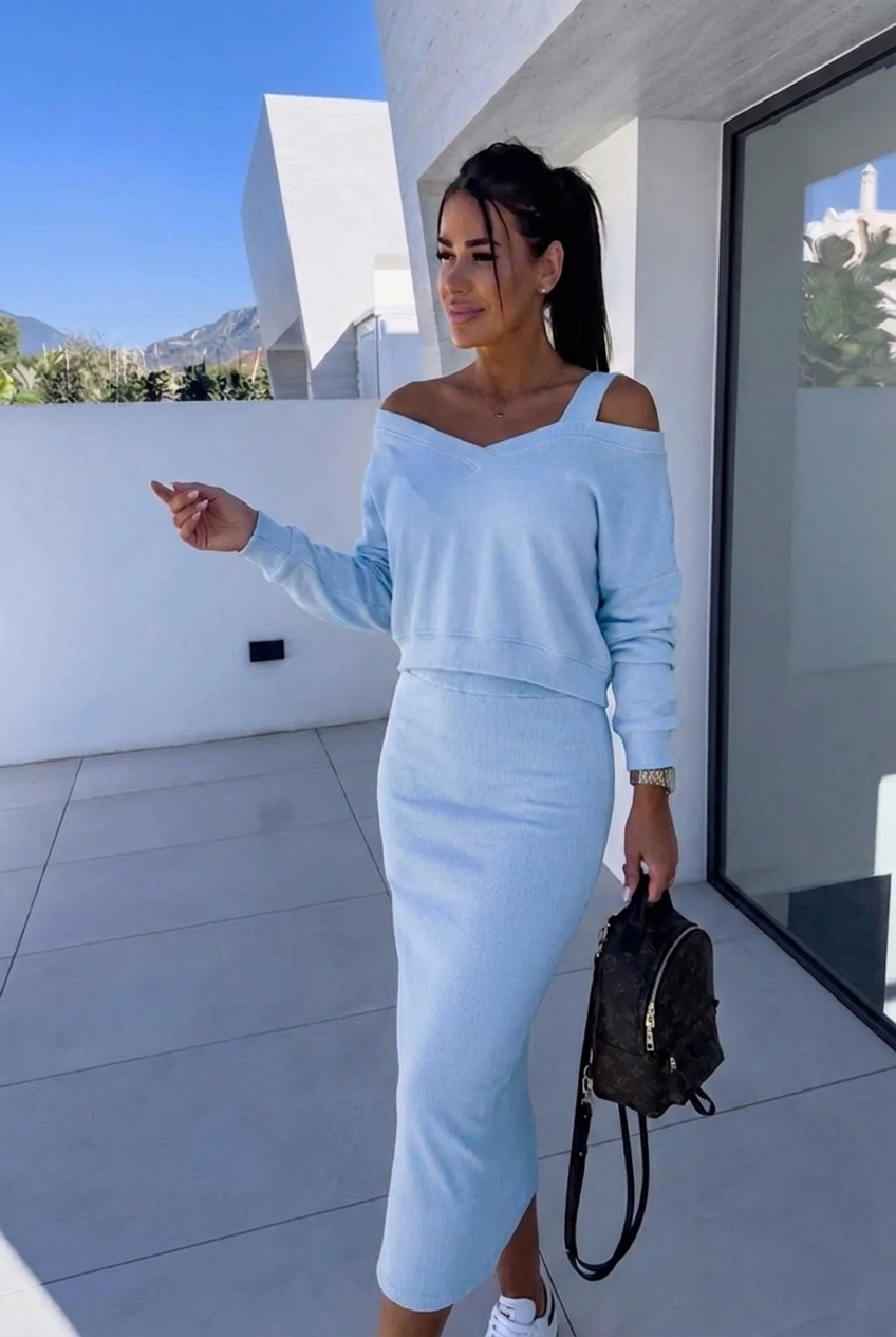 Bella Novelle set met aansluitende jurk en sweatshirt in blauw