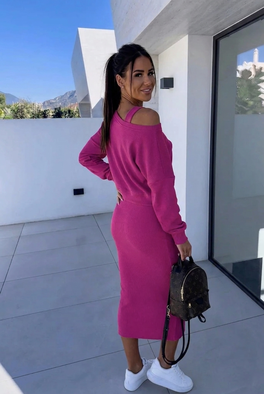Bella Novelle set met aansluitende jurk en sweatshirt in fuchsia