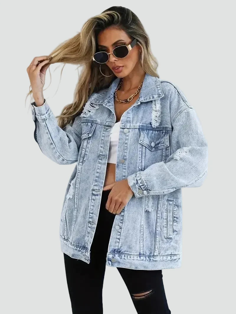 Bella Novelle oversized spijkerjack met slijtage, productfoto