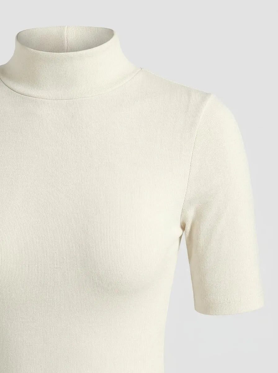 Bella Novelle Top Slim Fit Col - detail col