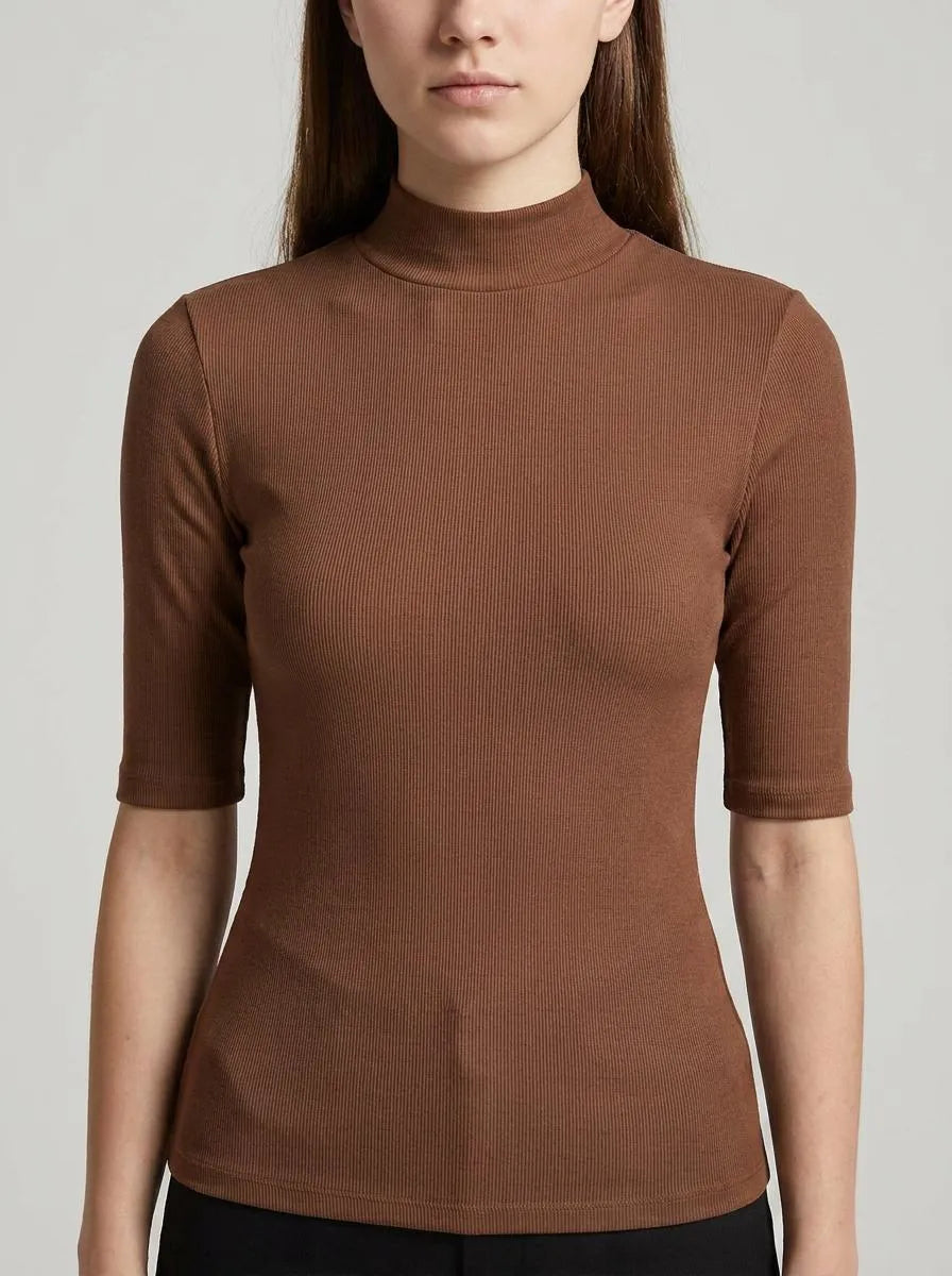 Bella Novelle Top Slim Fit Col in bruin