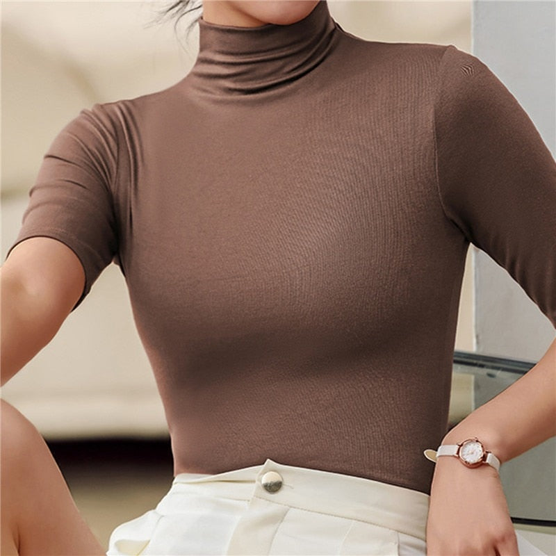 Bella Novelle slim fit top met col in bruin