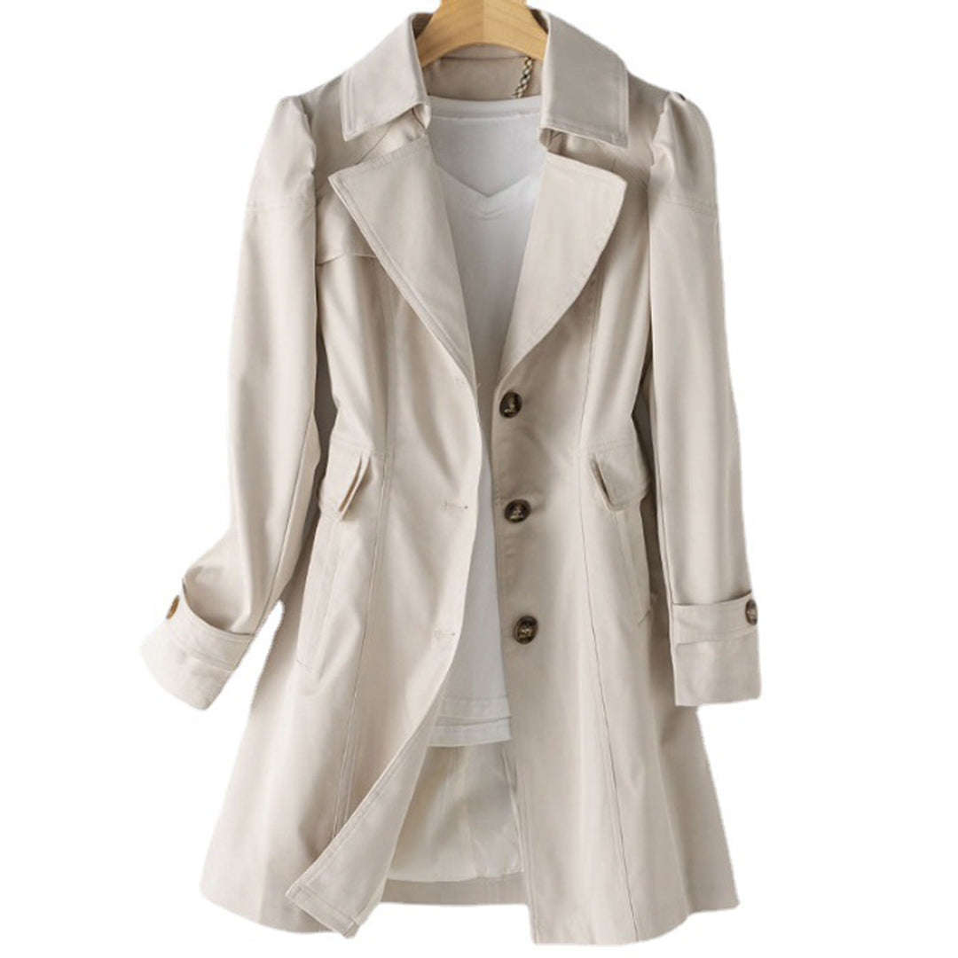 Bella Novelle getailleerde trenchcoat met knopen in beige