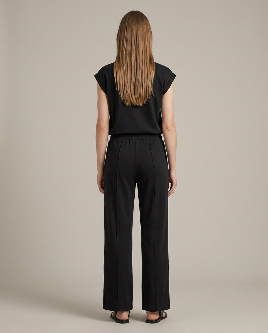 Loungewear set in zwart - achteraanzicht
